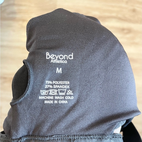 NWOT Beyond Athletica Cheetah Print Sports Bra - Picture 4 of 4